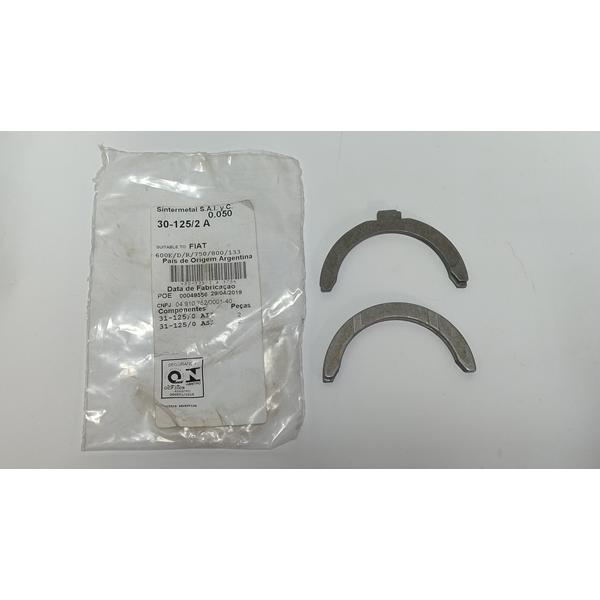 JUEGO DE METAL  AXIAL FIAT 600 STD